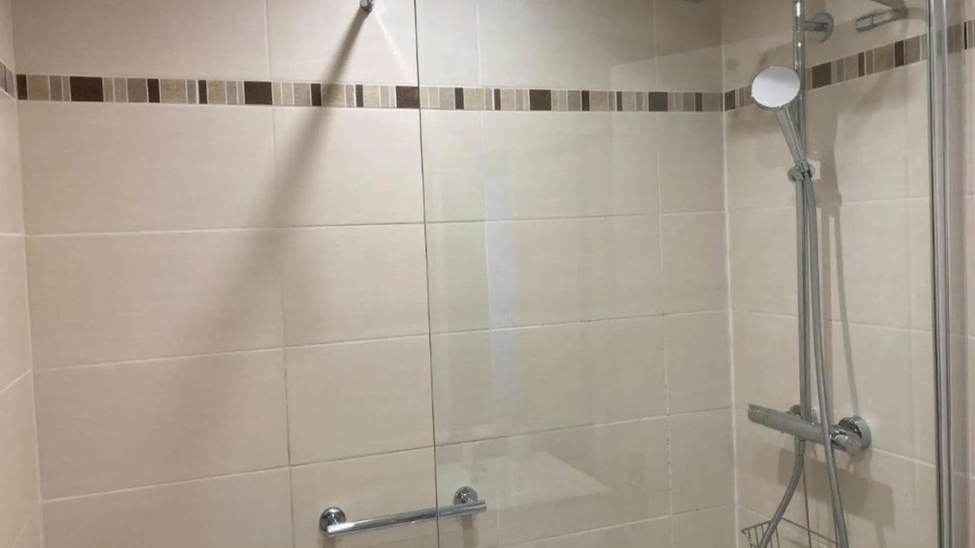 קאן Beautiful Family Cocoon Of 65 M Close To The Sea דירה